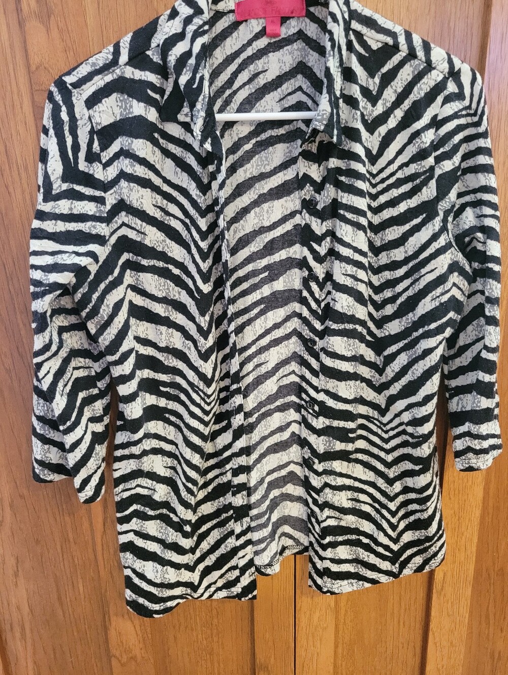 Almost Famouse Zebra Print Button Front Shirt. Size Xl